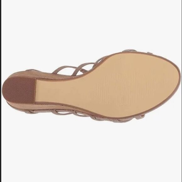 Steve Madden Christina Wedge Sandals Heels Size 7.5 7 1/2 Taupe Suede NWOB - Picture 8 of 9